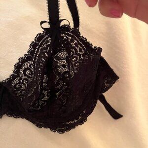 Victorias Secret Black Lace Demi Bra 36B